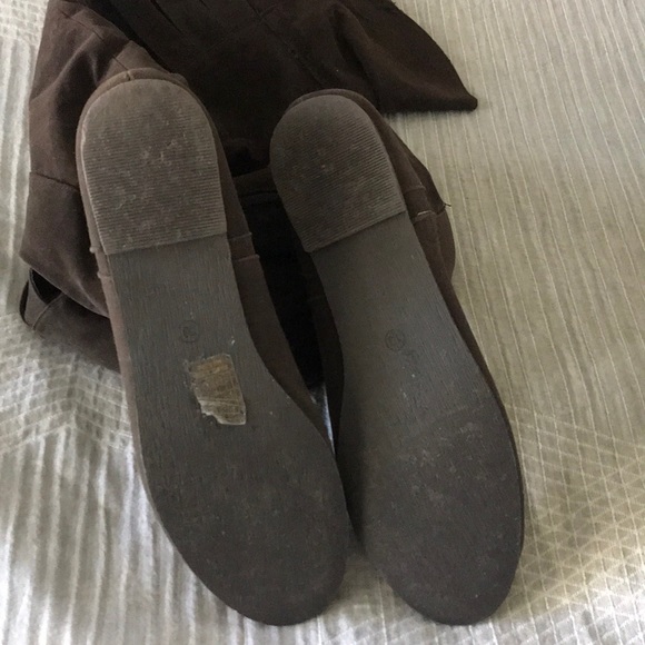 FINAL SALE YOKI brown knee-high boot, size 10* - Picture 4 of 4